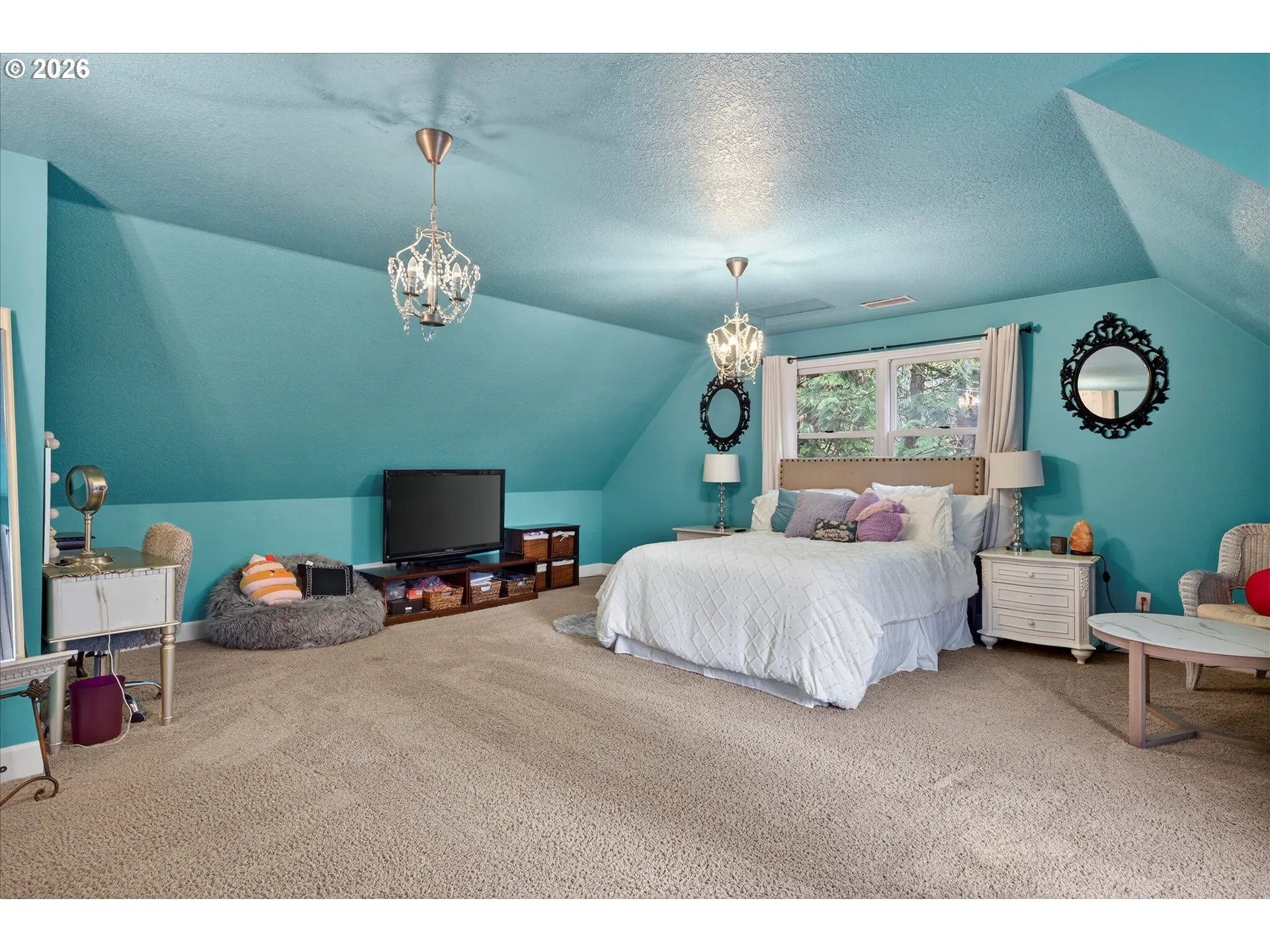 Bonus Room-Vaulted Ceilings
