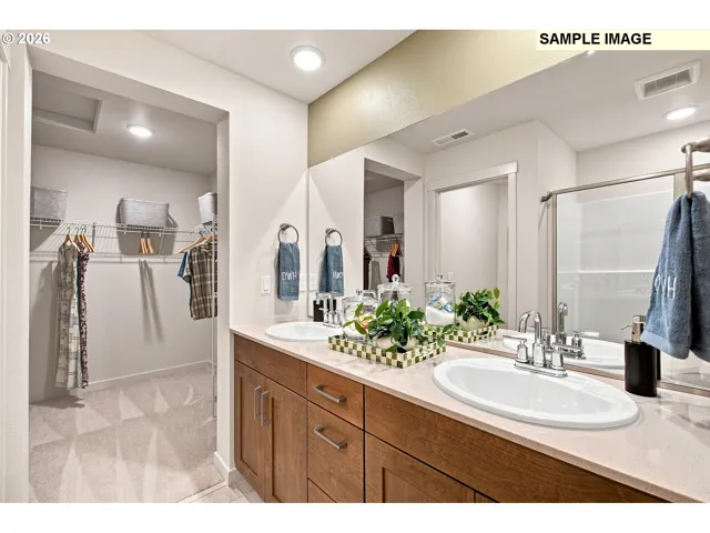 Bathroom-Walk in Shower