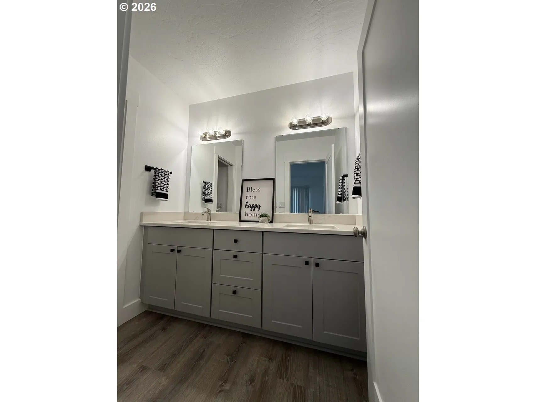 Owner's Suite Bathroom-Full Bathroom