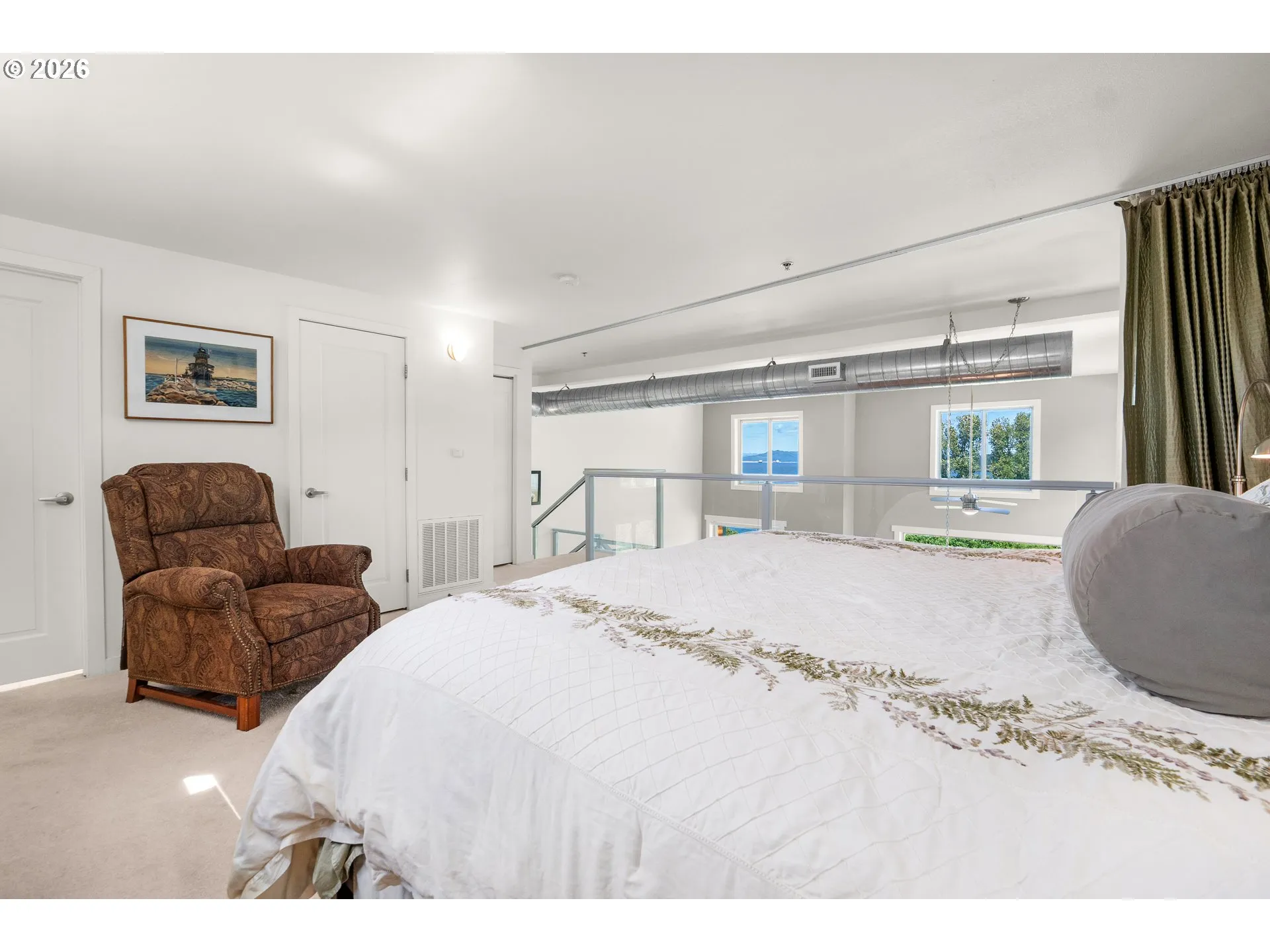 Bedroom, Primary-Upper