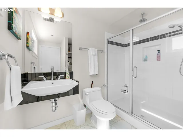 Bathroom, Attached-Upper