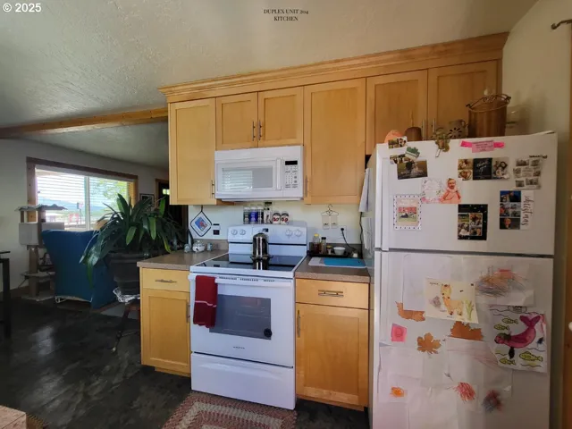 Kitchen-Oven