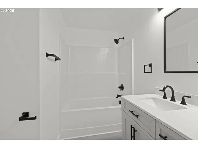 Bathroom-Upper