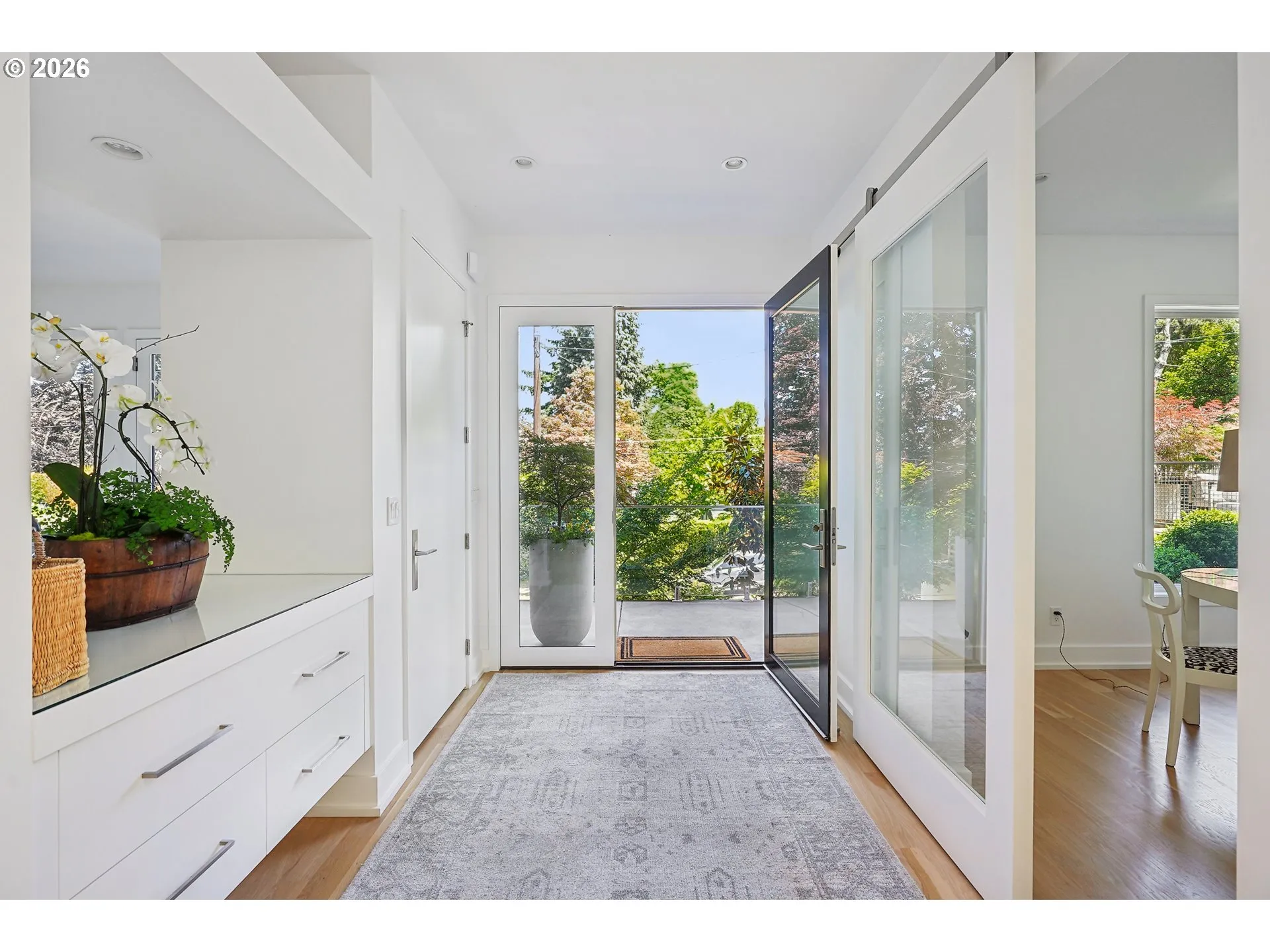 Entrance/Foyer