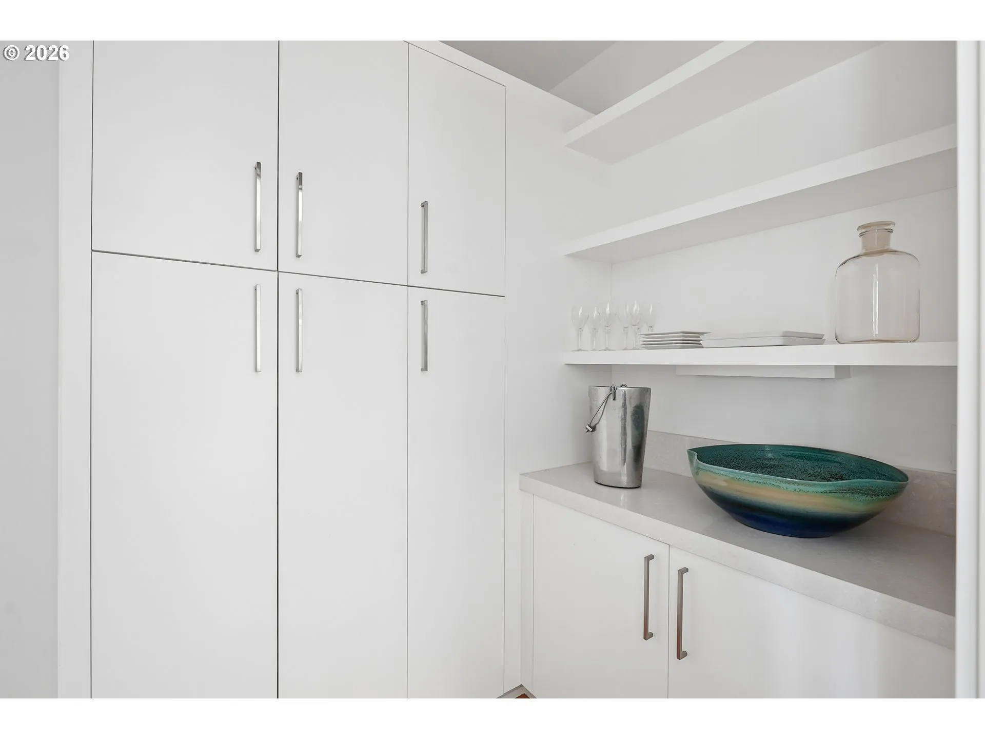 Pantry-Main
