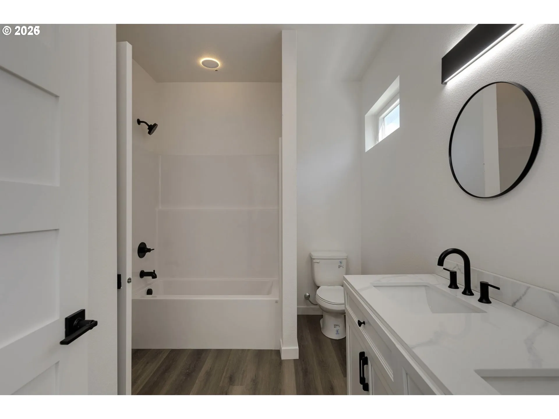 Bedroom, Primary-Upper