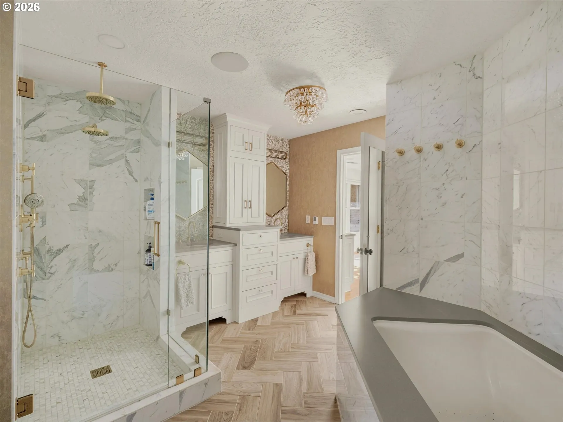 Owner's Suite Bathroom