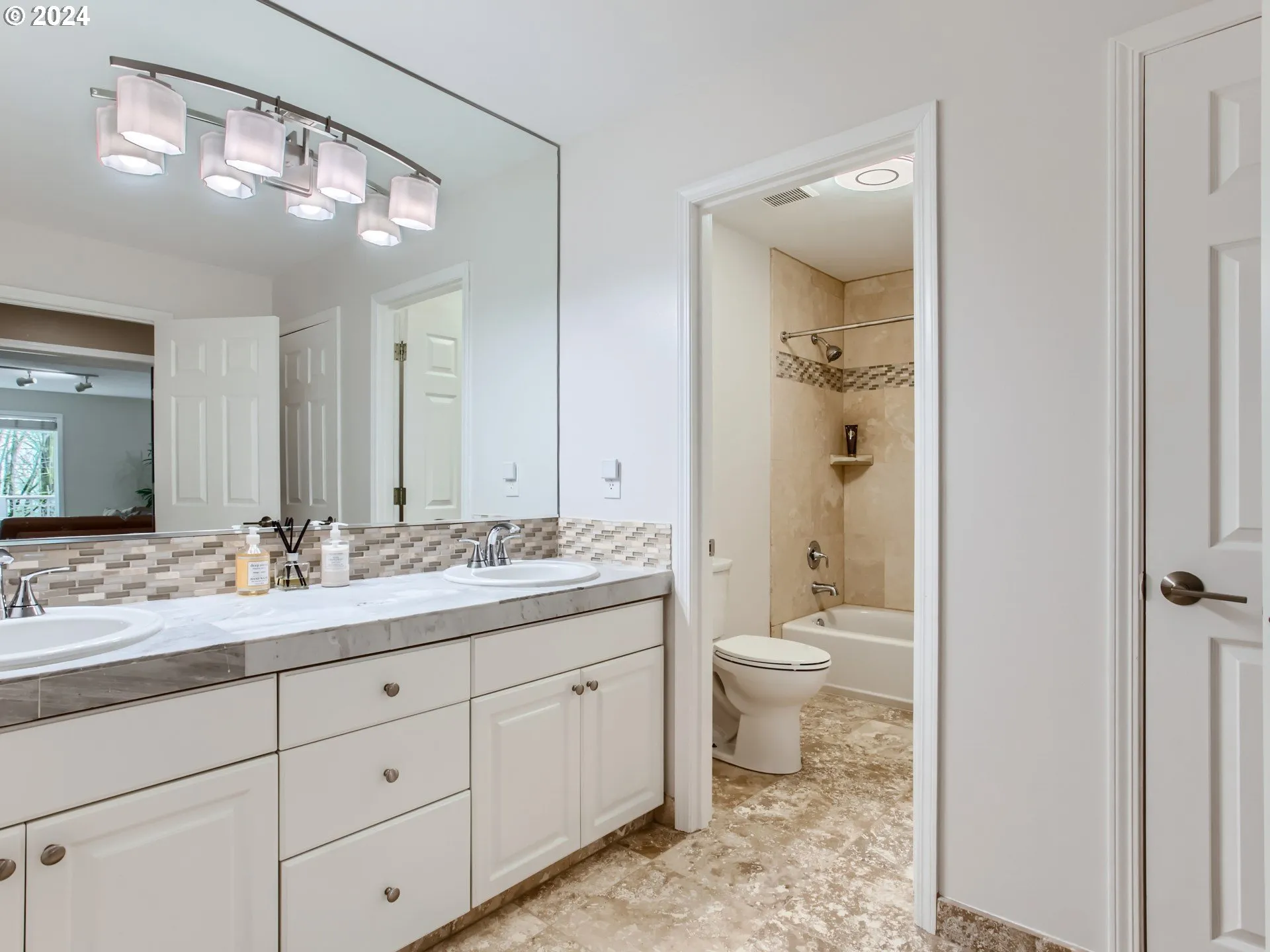 Bathroom-Double Sinks