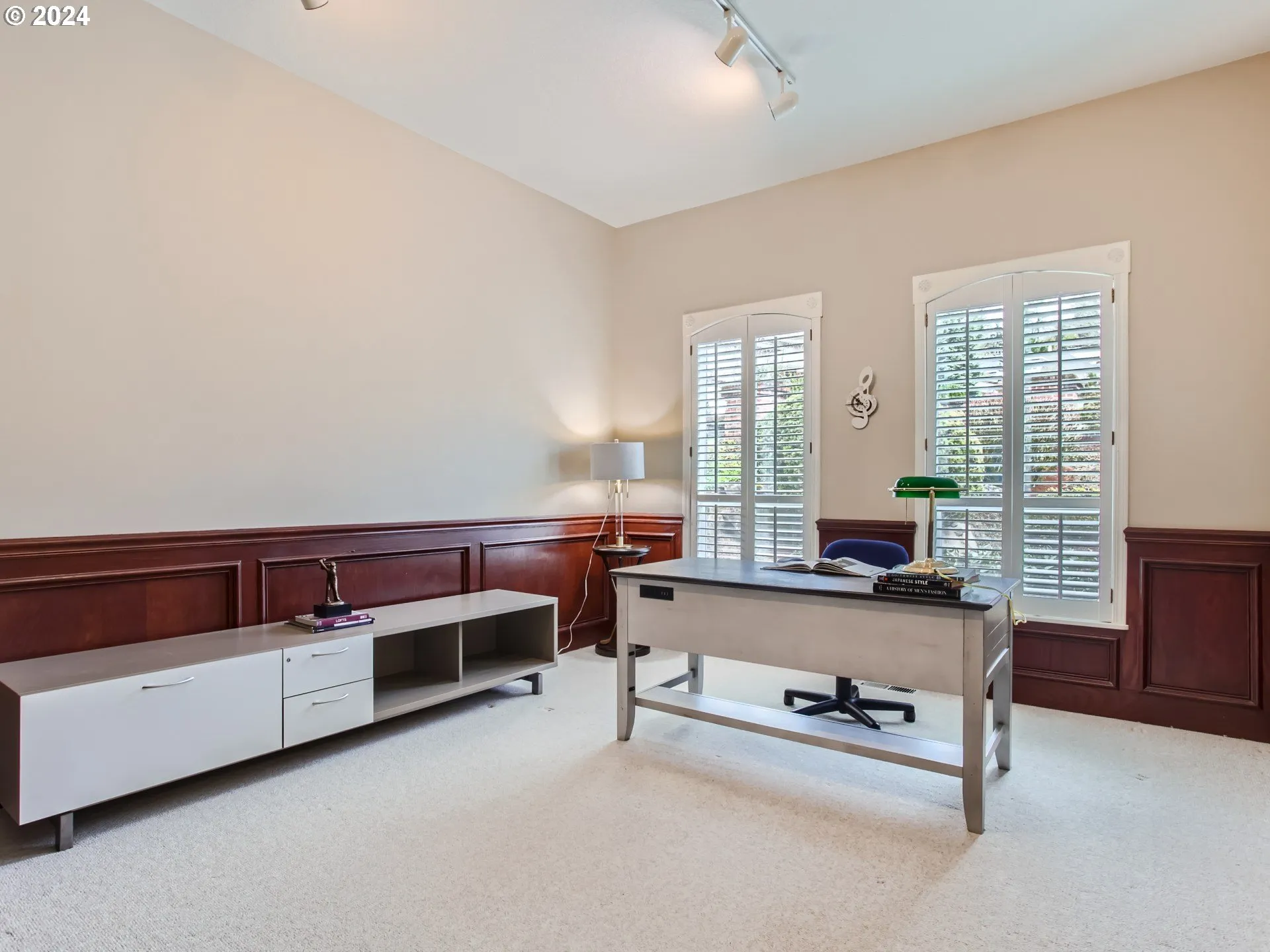 Den/Office-Main