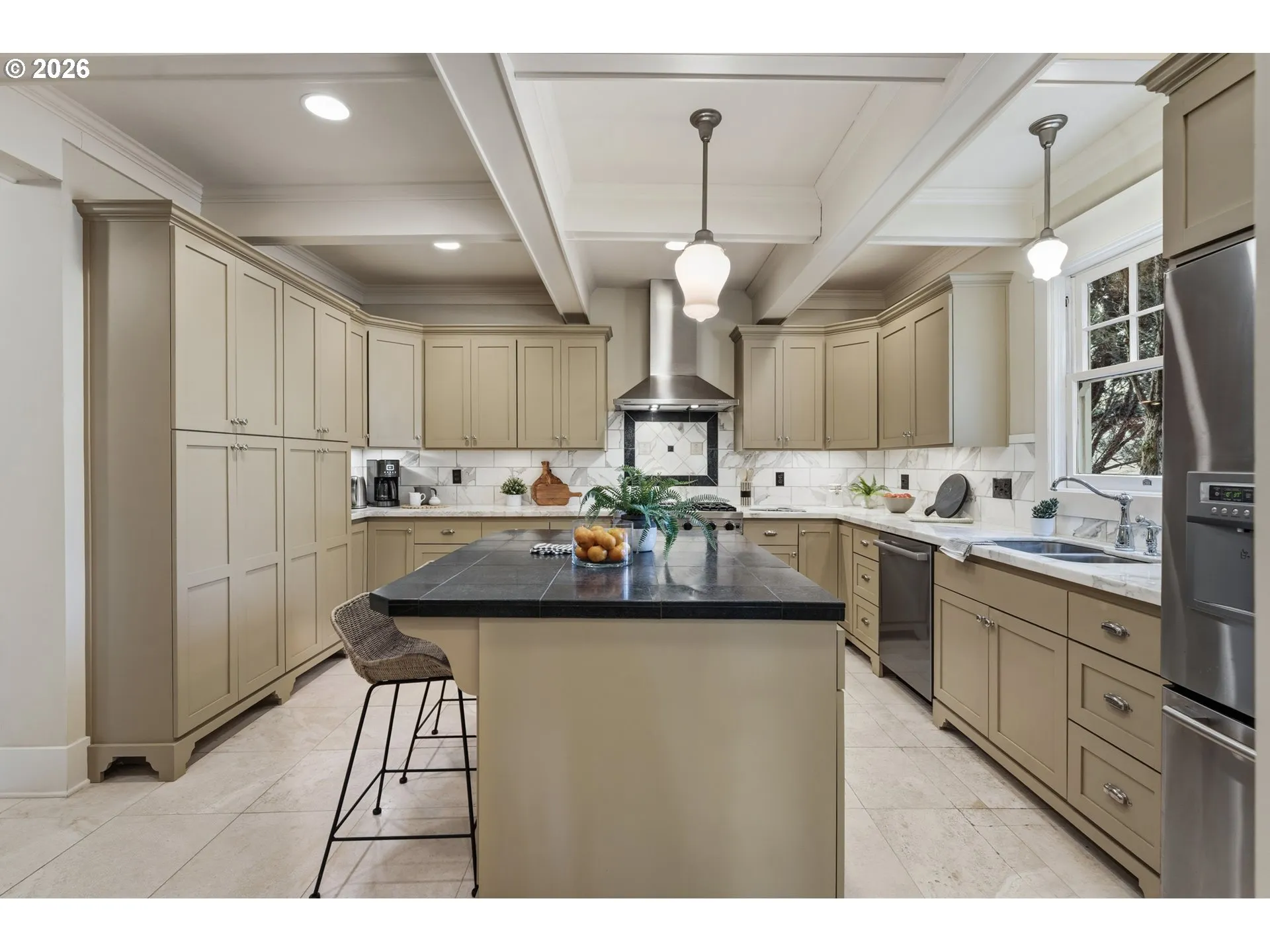 Kitchen-Island