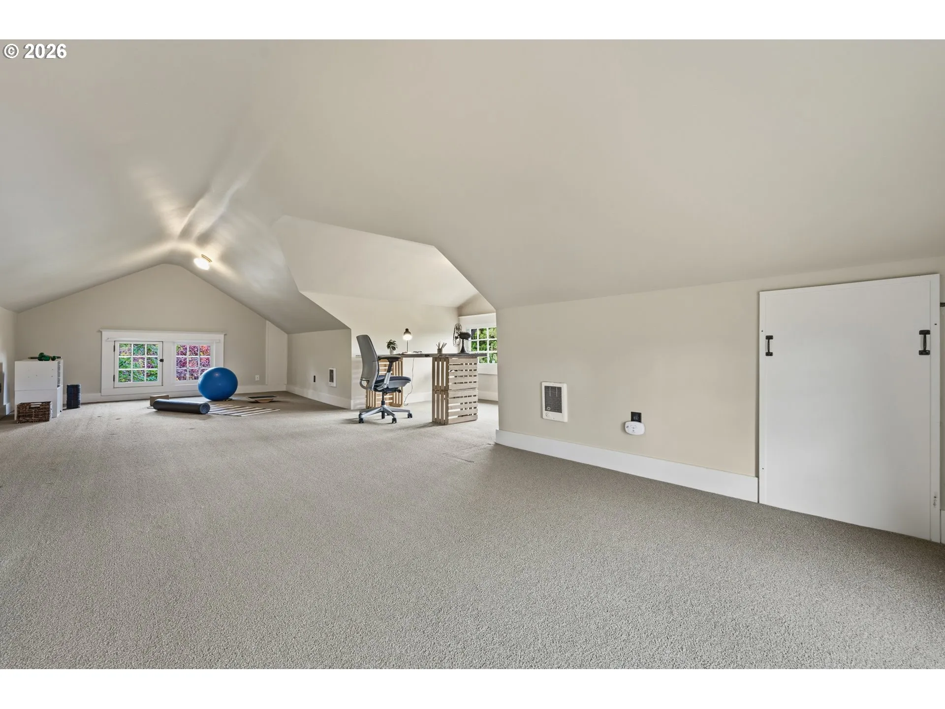 Bonus Room-Upper