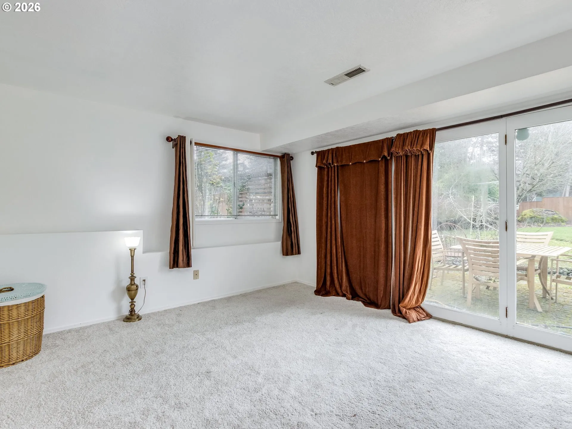 Bedroom, Owner's Suite-Lower