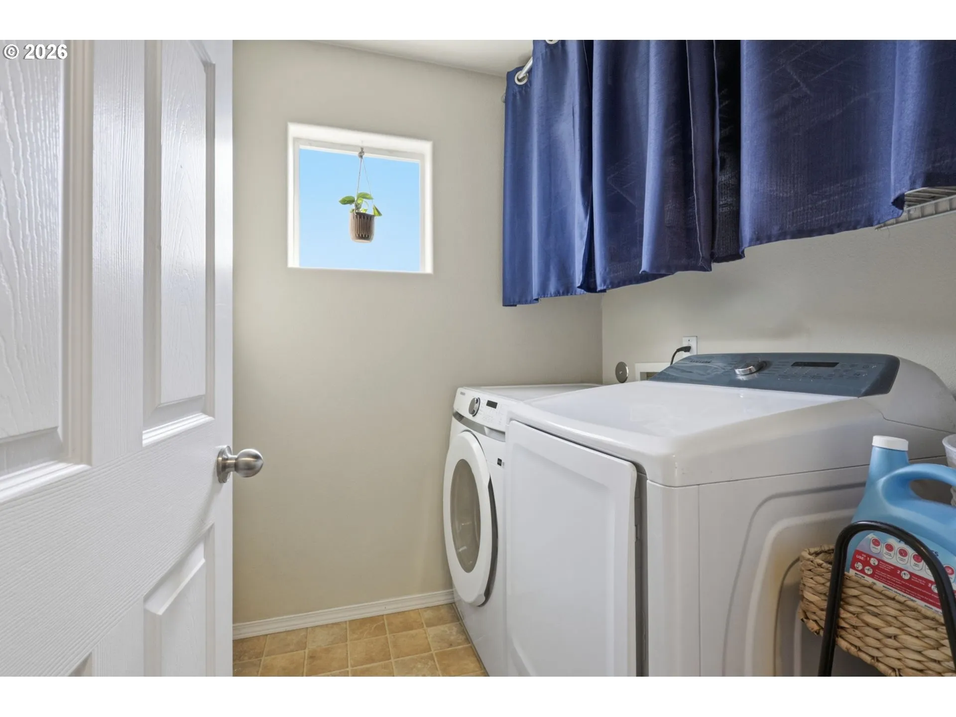 Laundry-Upper
