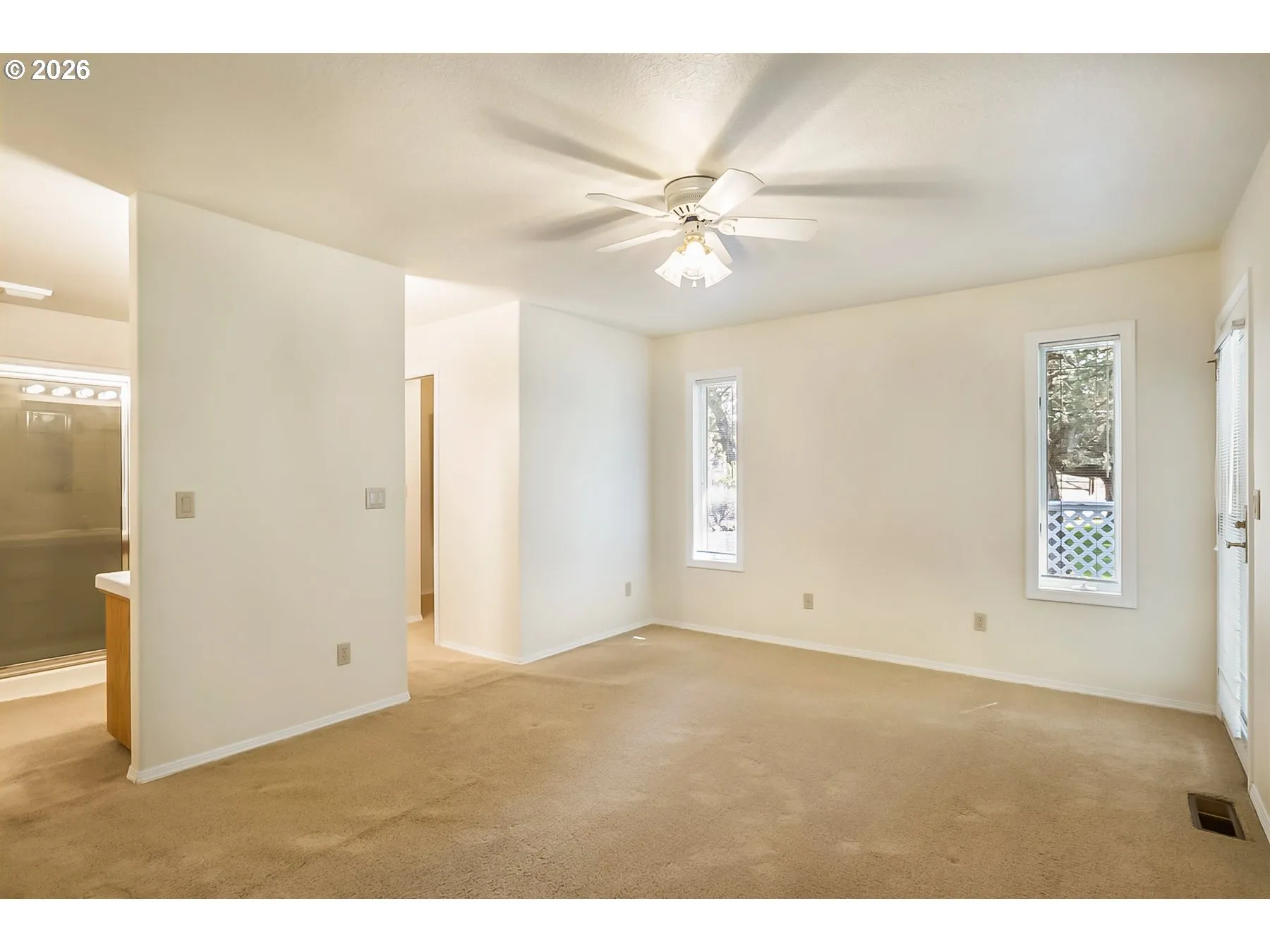 Bedroom, Primary