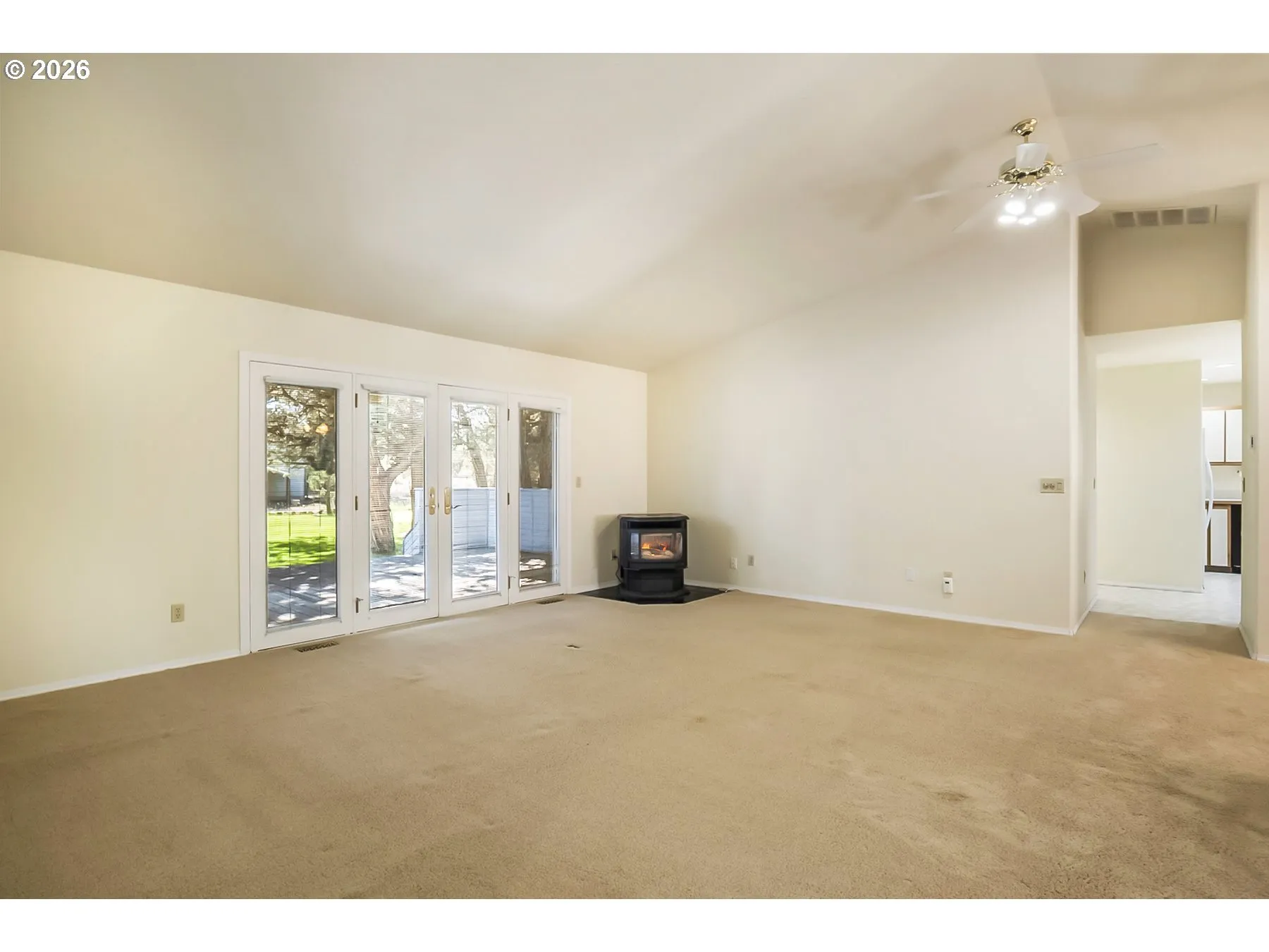 Living Room-Vaulted Ceilings
