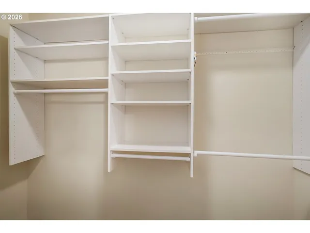 Bedroom, Primary-Walk-In Closet