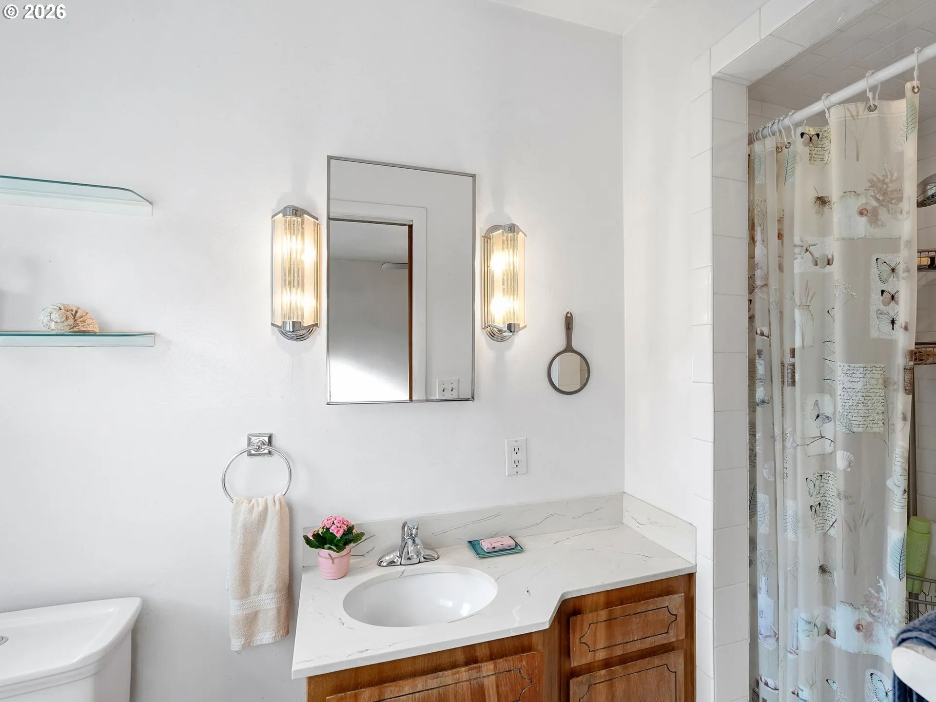 Bathroom, Attached-Walk in Shower