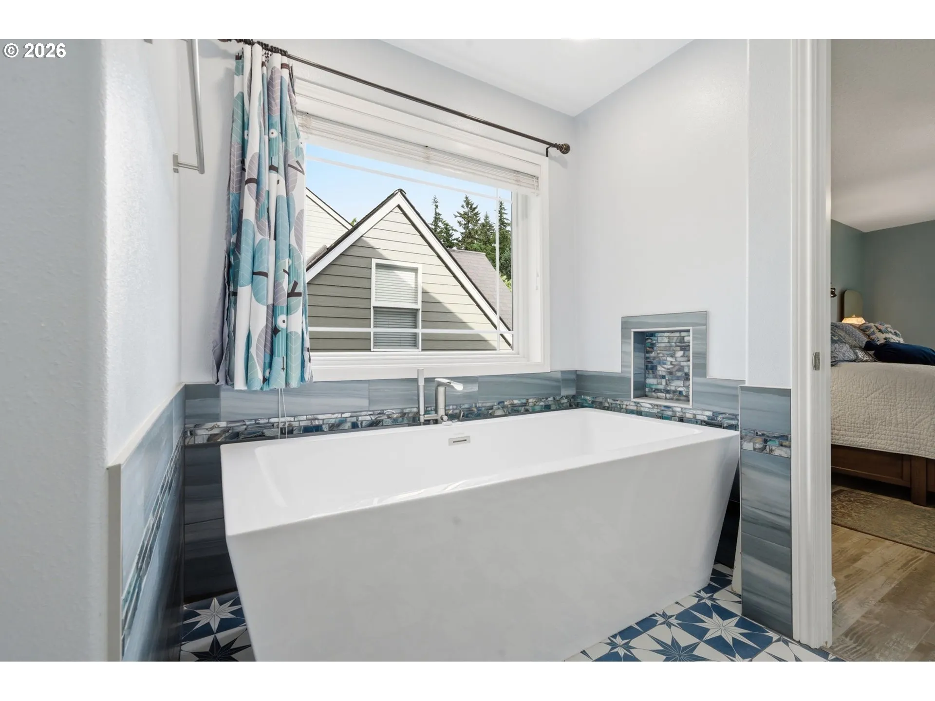 Owner's Suite Bathroom-Garden Tub