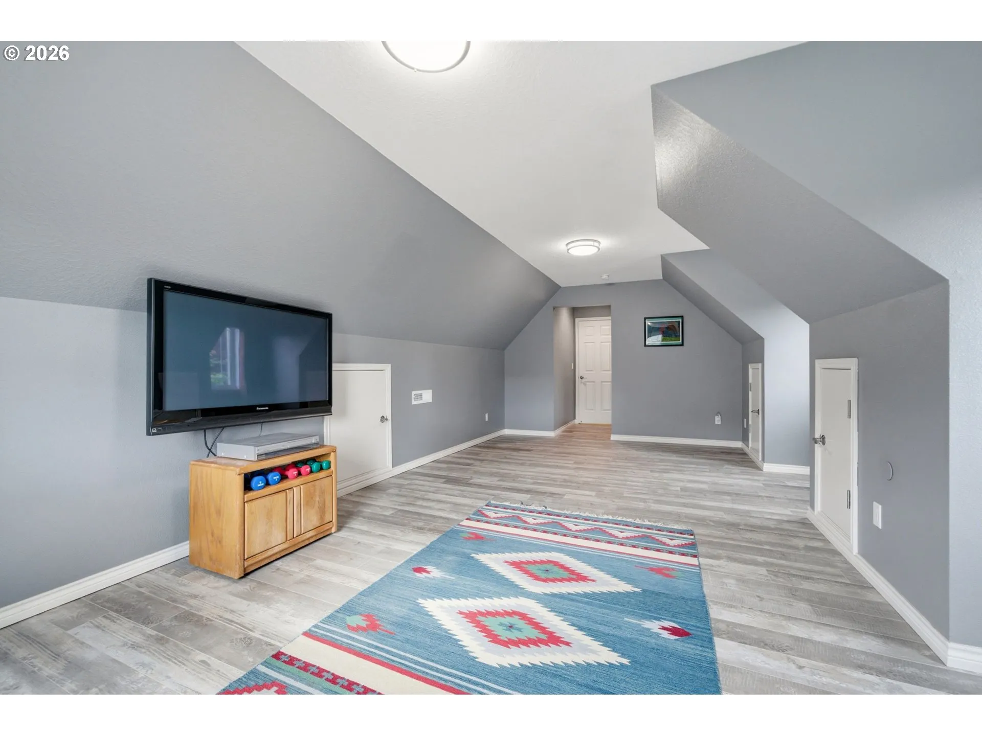 Bonus Room-Upper