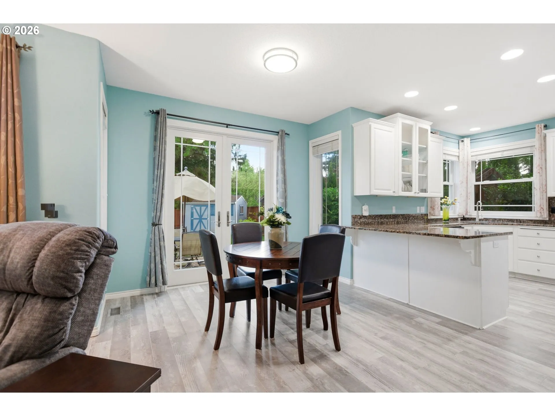 Kitchen/Nook-Eating Area