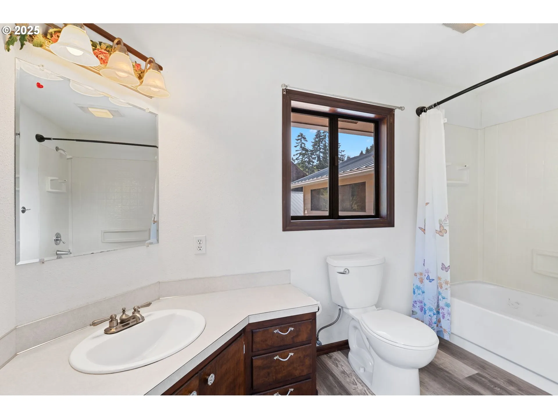 Owner's Suite Bathroom