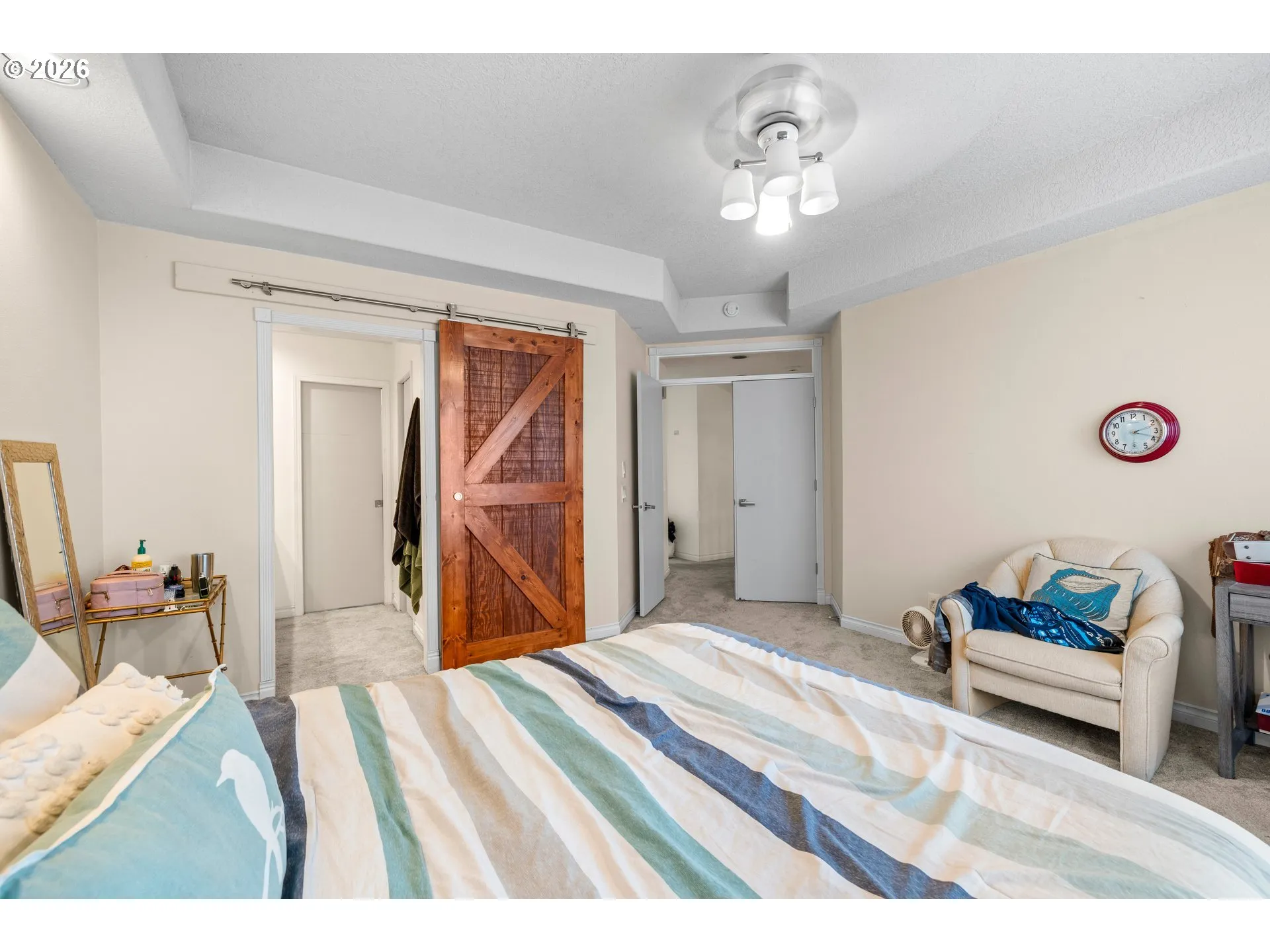 Bedroom, Owner's Suite-Walk-In Closet
