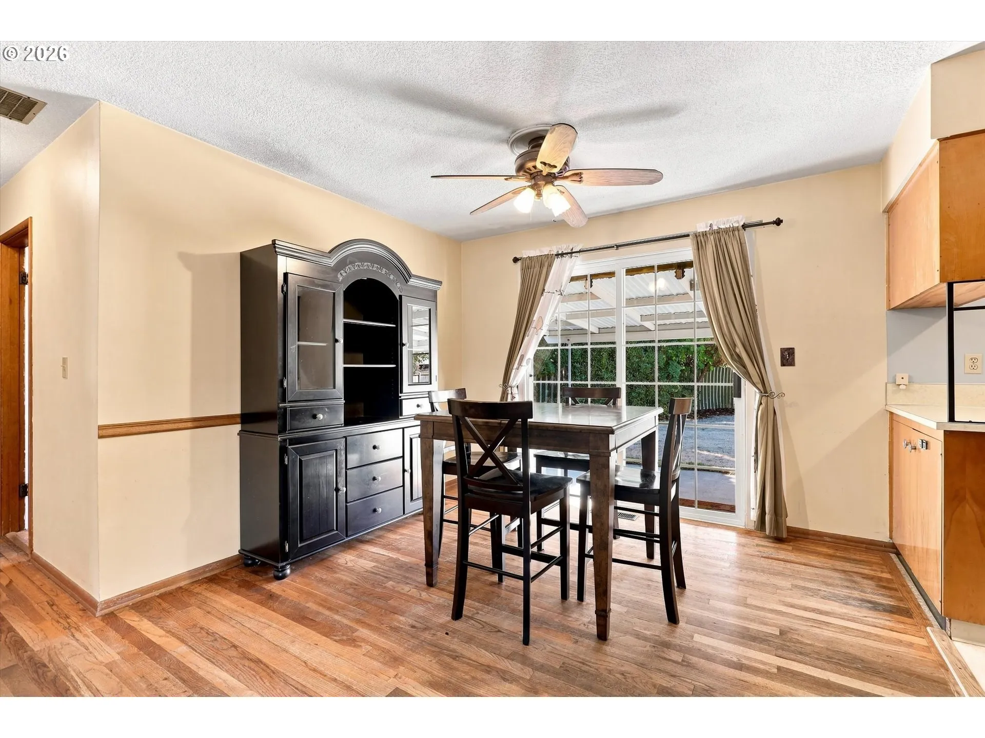 Dining Area-Ceiling Fan