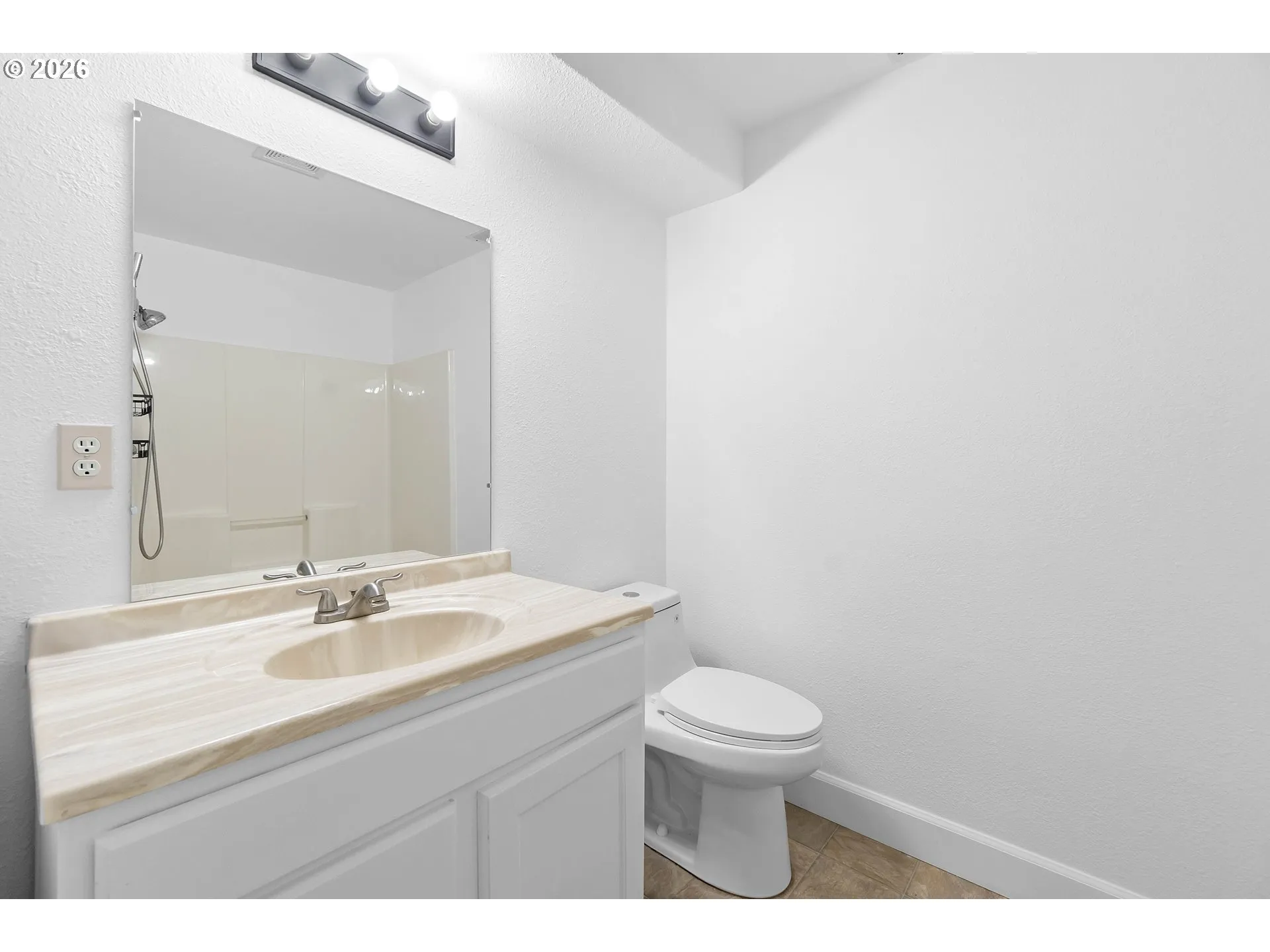 Bathroom-Lower