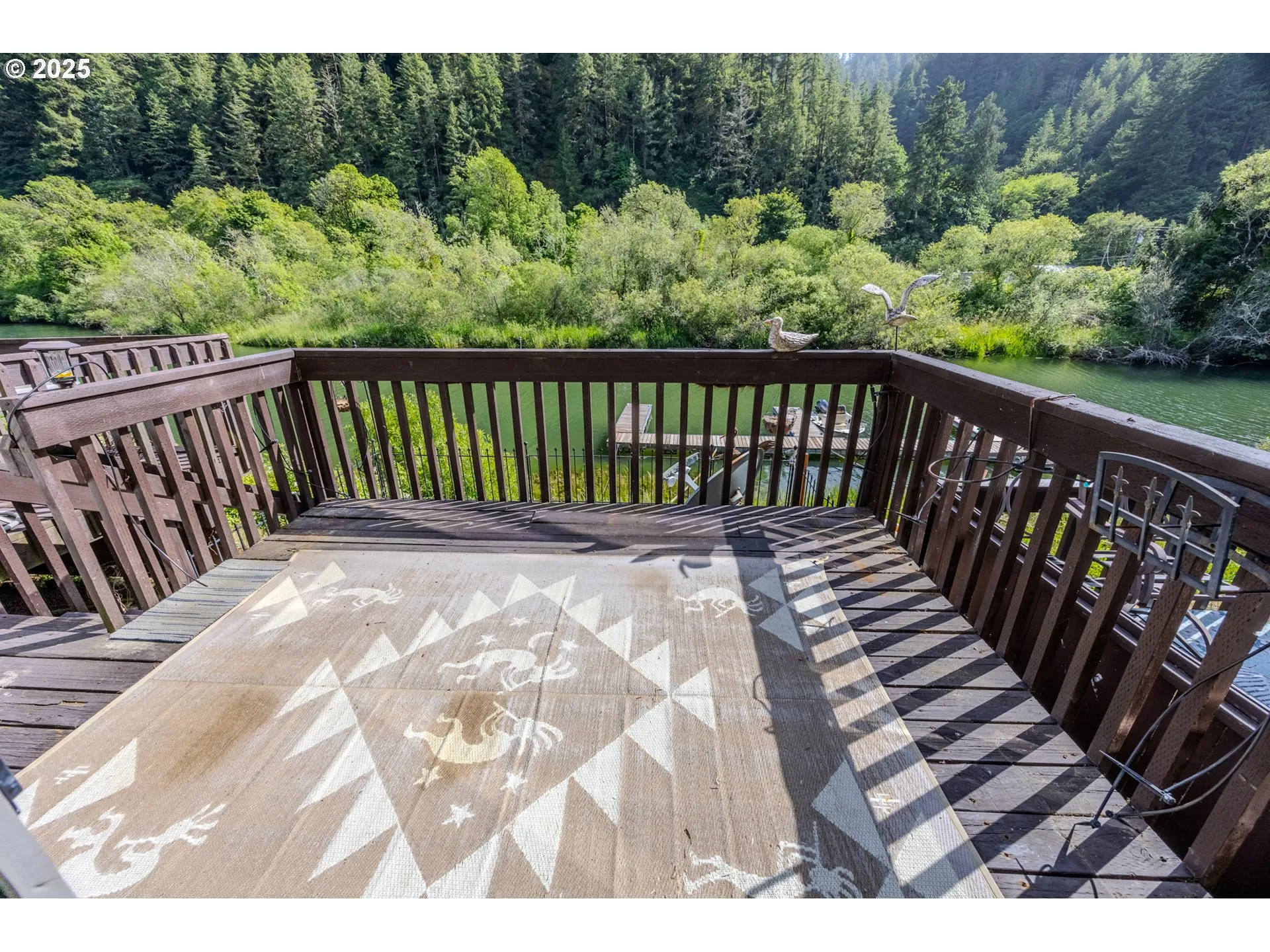 Deck-Lower