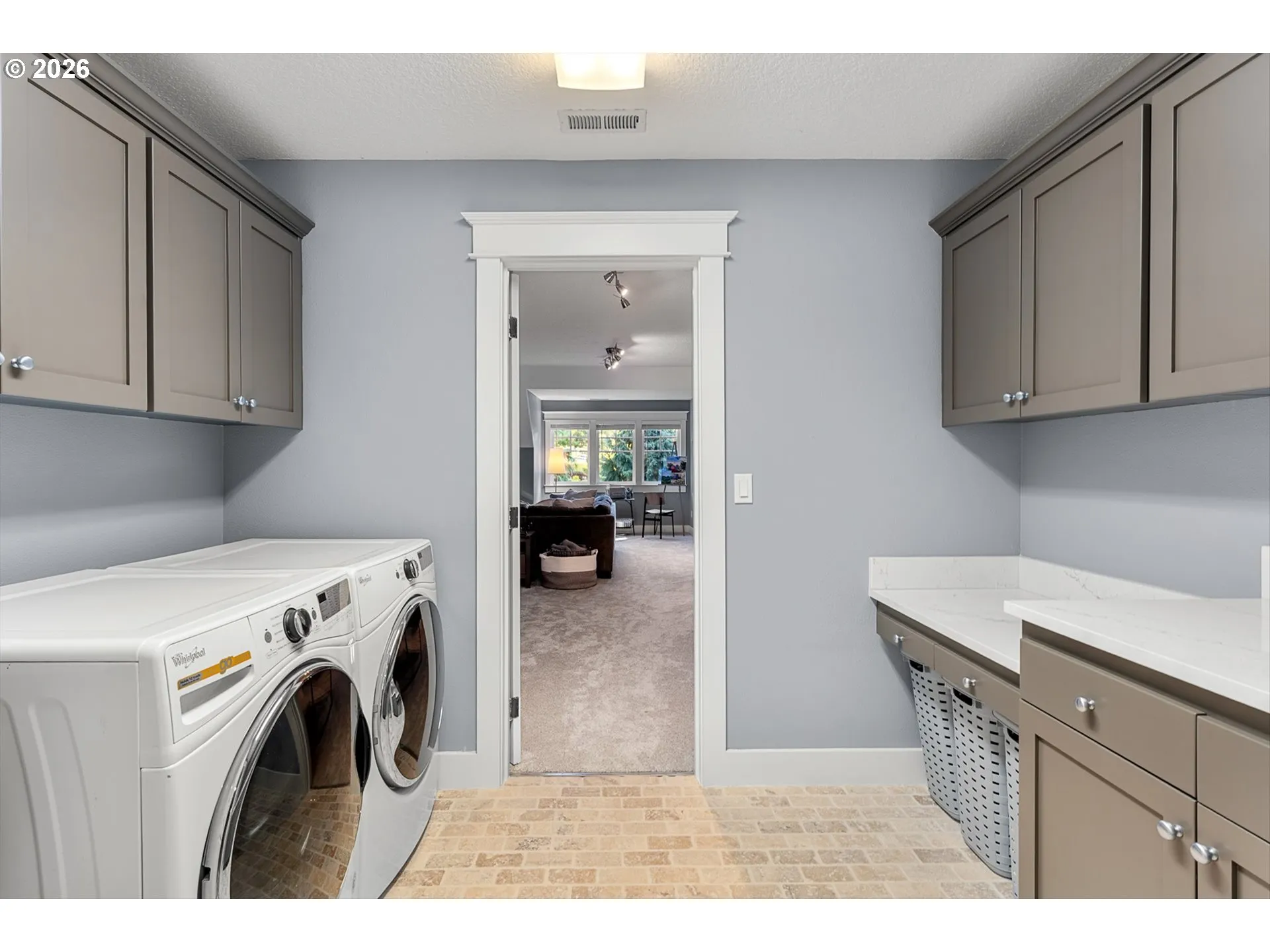 Laundry-Upper