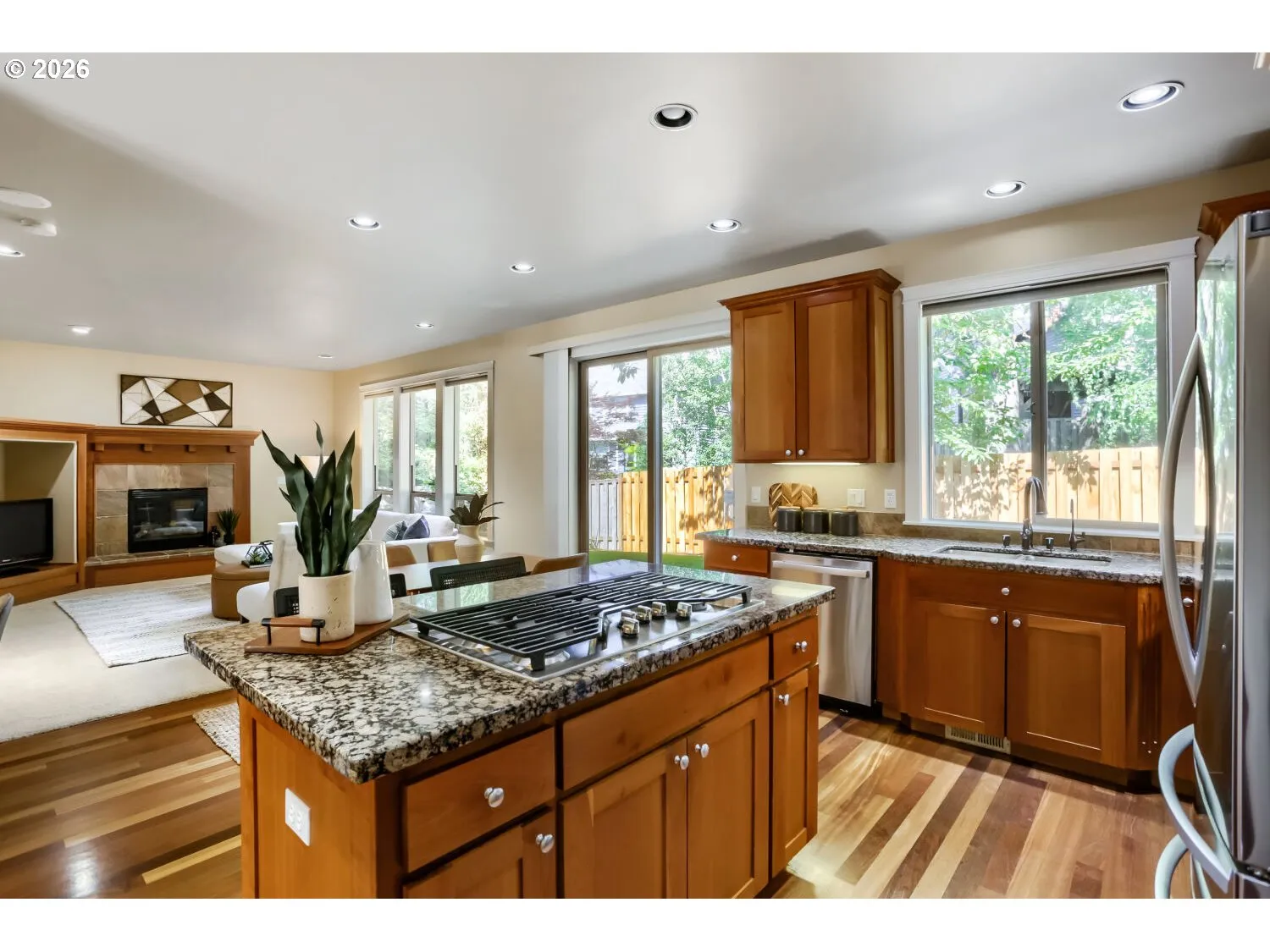 Kitchen/Family Room-Island