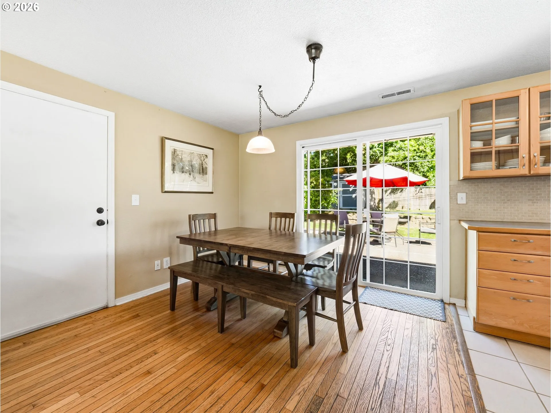 Kitchen-Eating Area