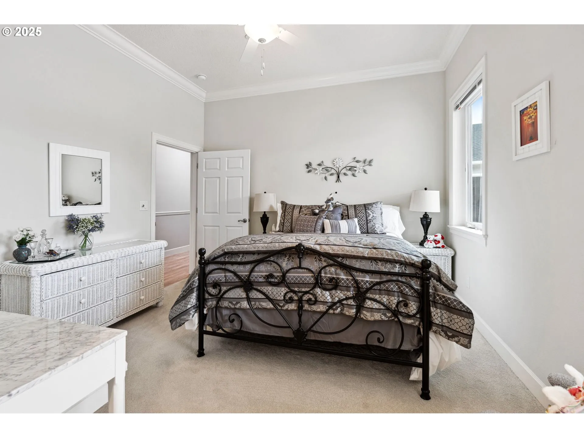 Bedroom-Walk-In Closet