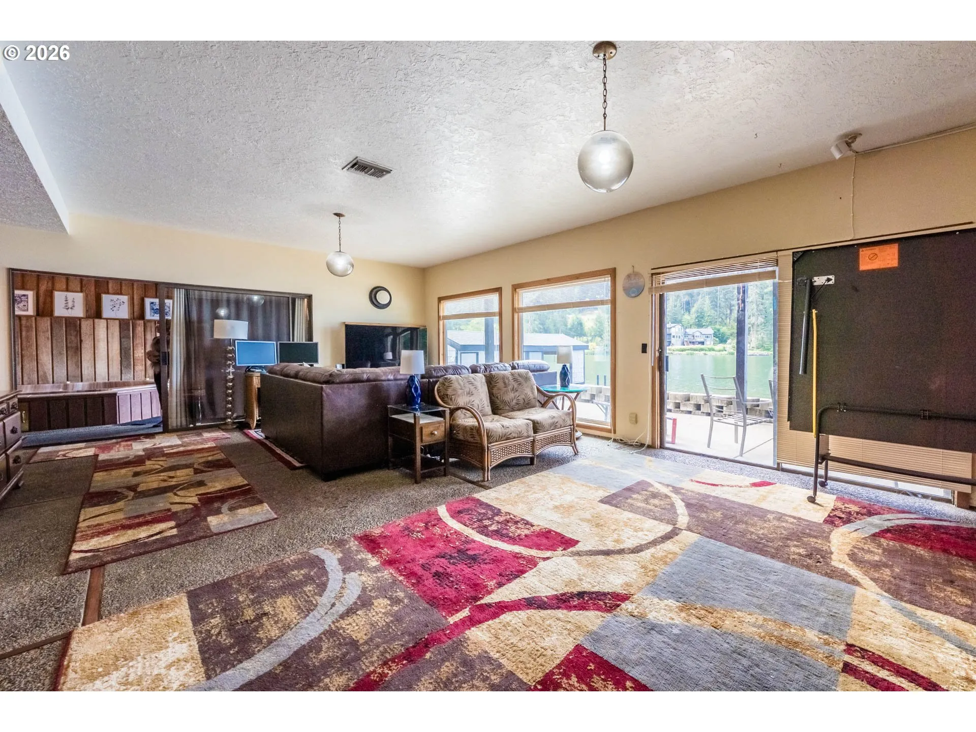Family Room-Lower