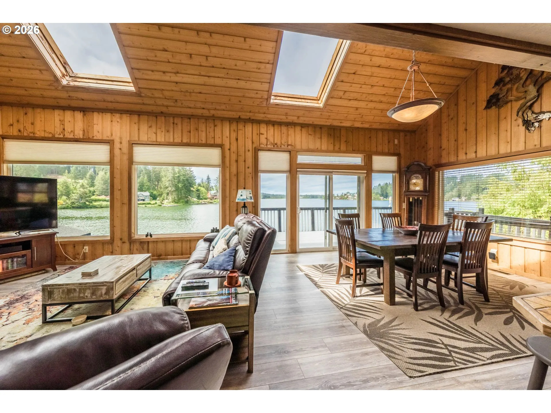 Living Room/Dining Room