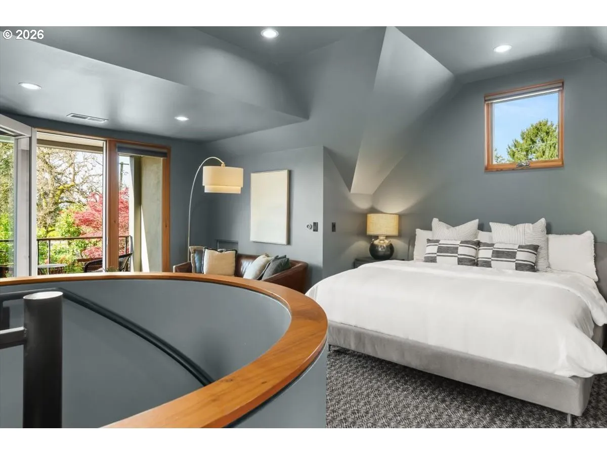 Guest Quarters