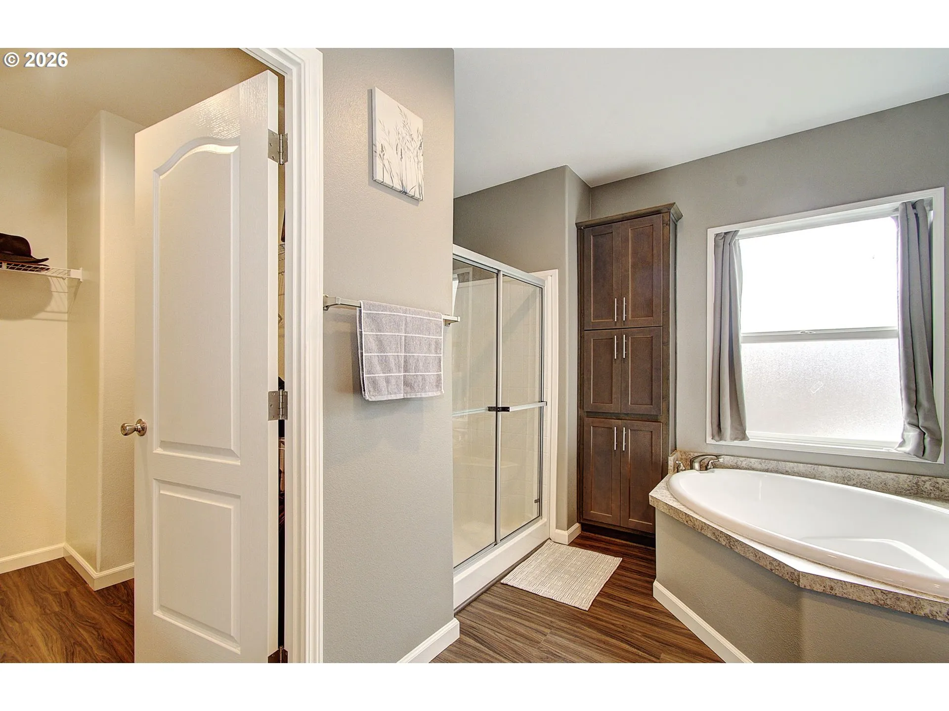 Owner's Suite Bathroom-Garden Tub