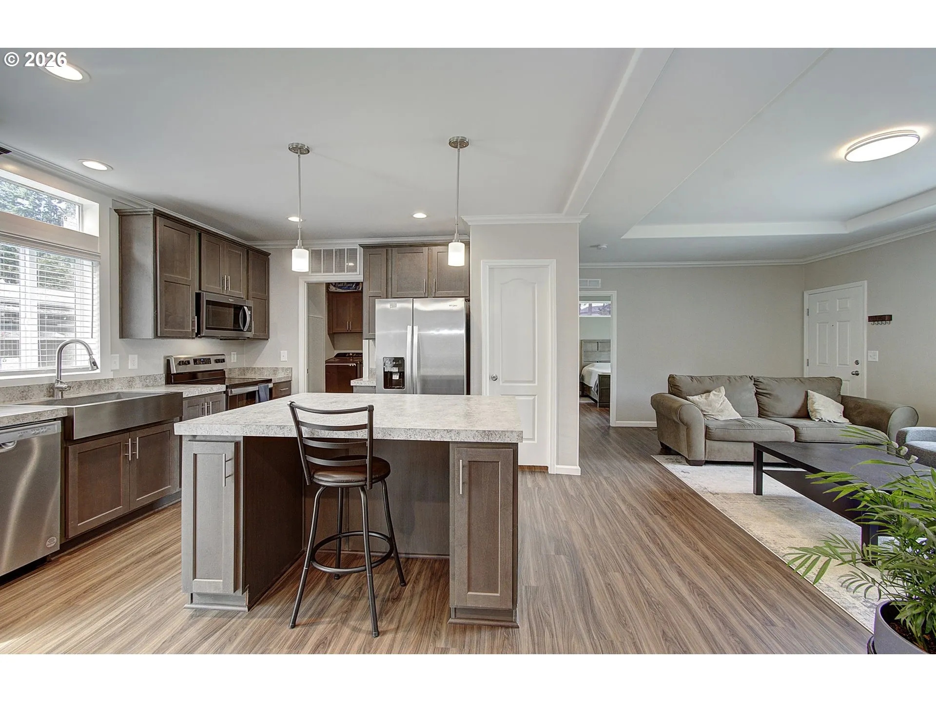 Kitchen-Cooking Island