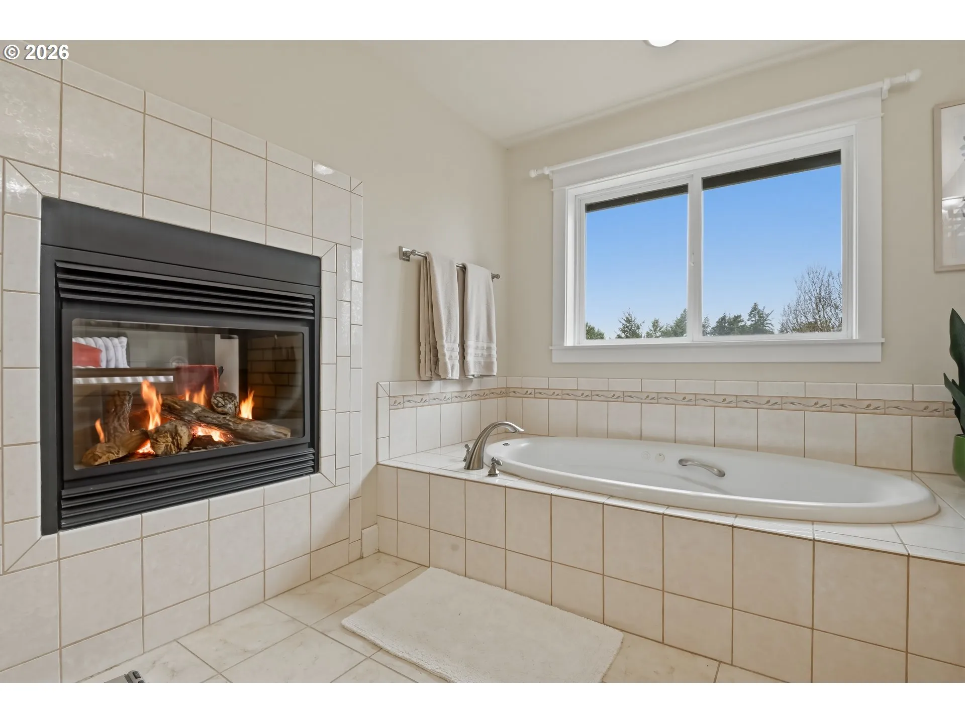 Owner's Suite Bathroom-Garden Tub