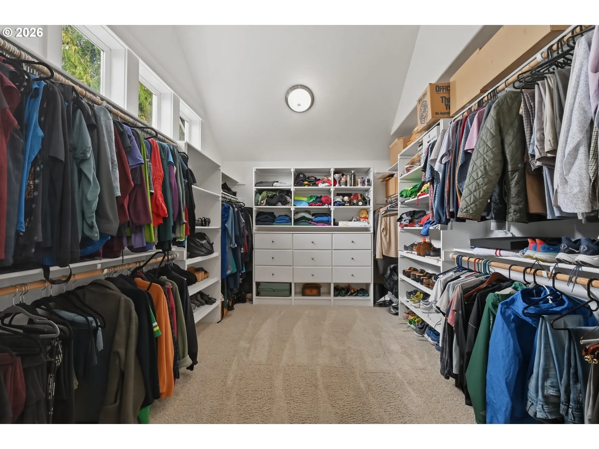 Bedroom, Owner's Suite-Walk-In Closet