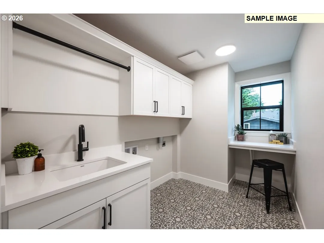 Laundry-Upper
