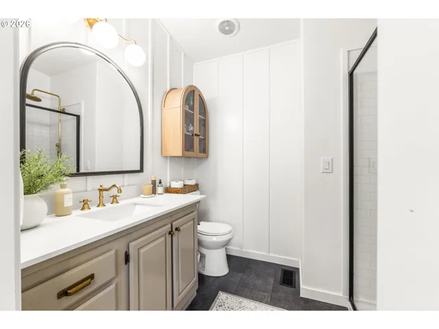 Bathroom, Attached-Walk in Shower