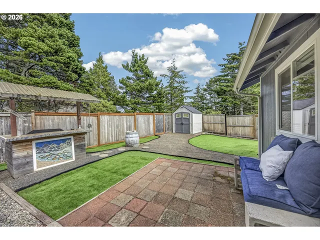 Backyard-Fenced