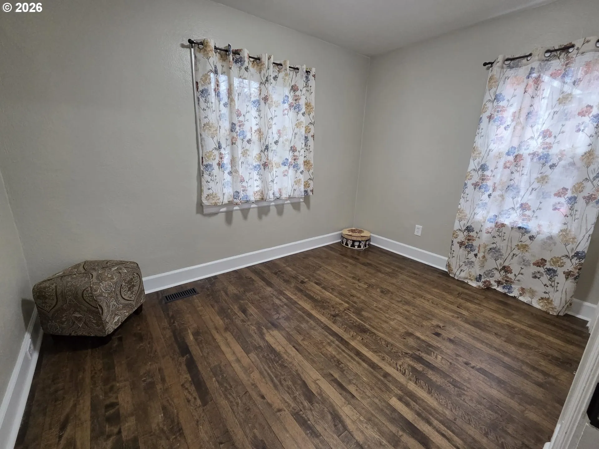 Bedroom-Main