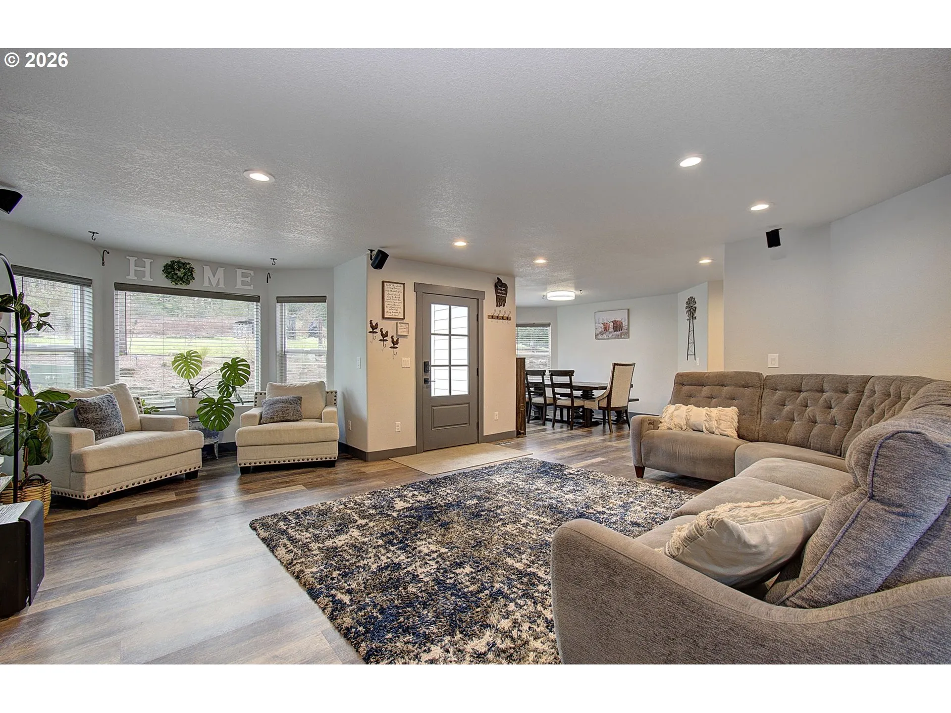 Living Room/Dining Room