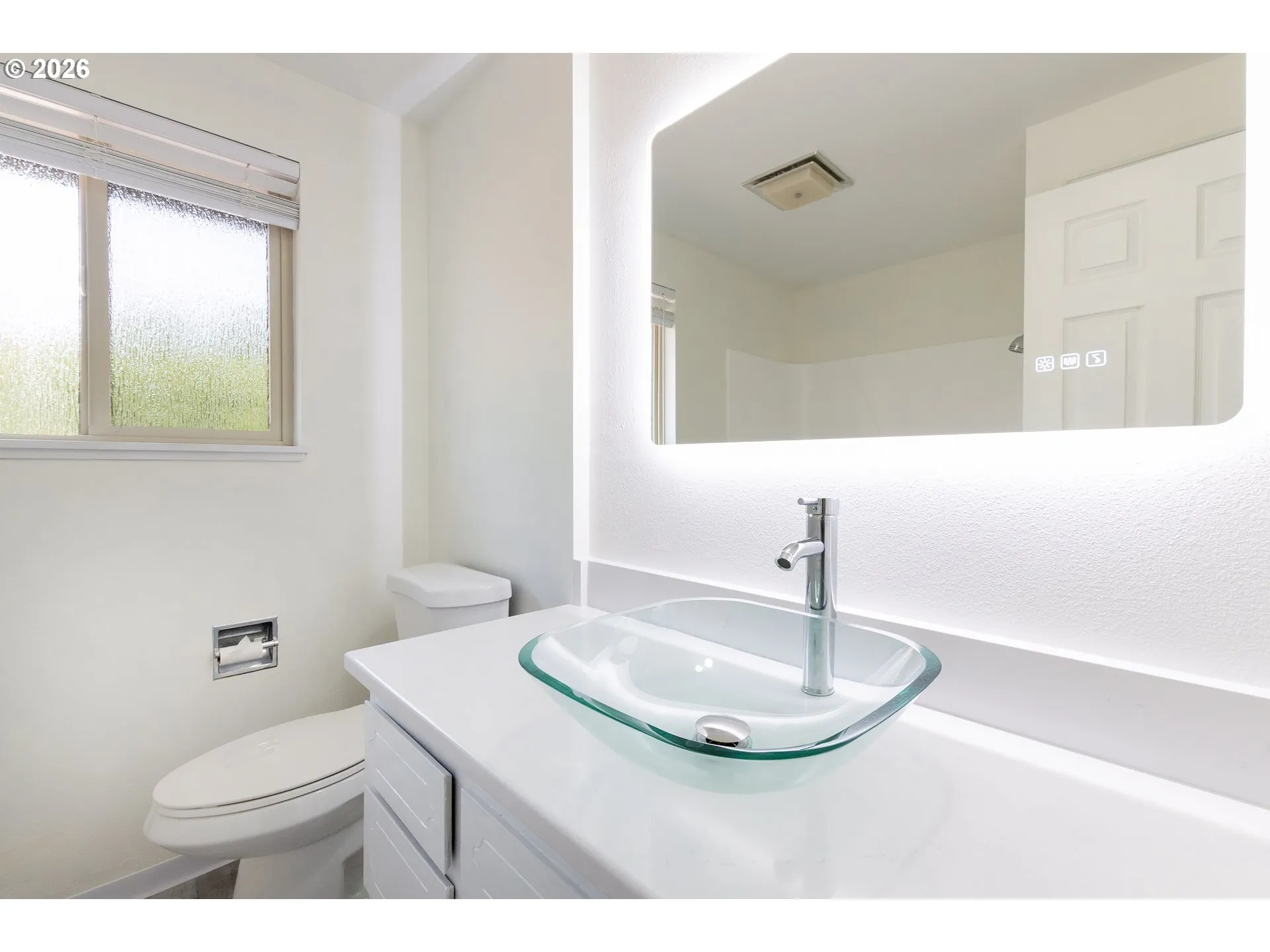 Bathroom-Upper