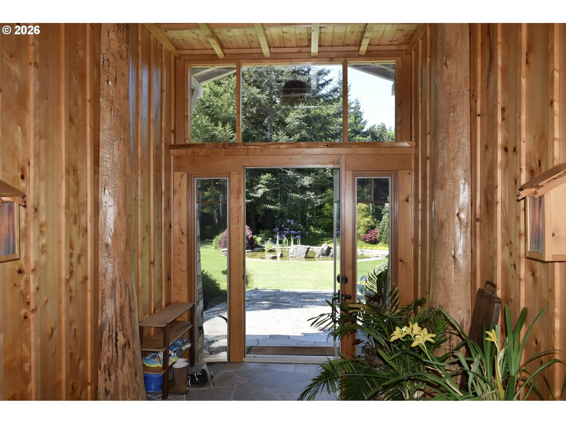 Entrance/Foyer