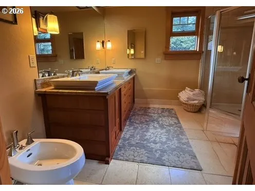 Owner's Suite Bathroom