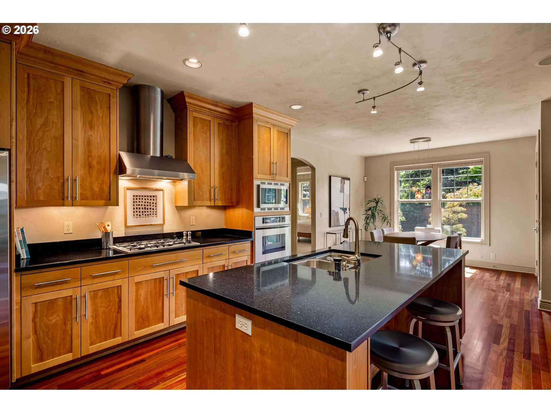 Kitchen-Island