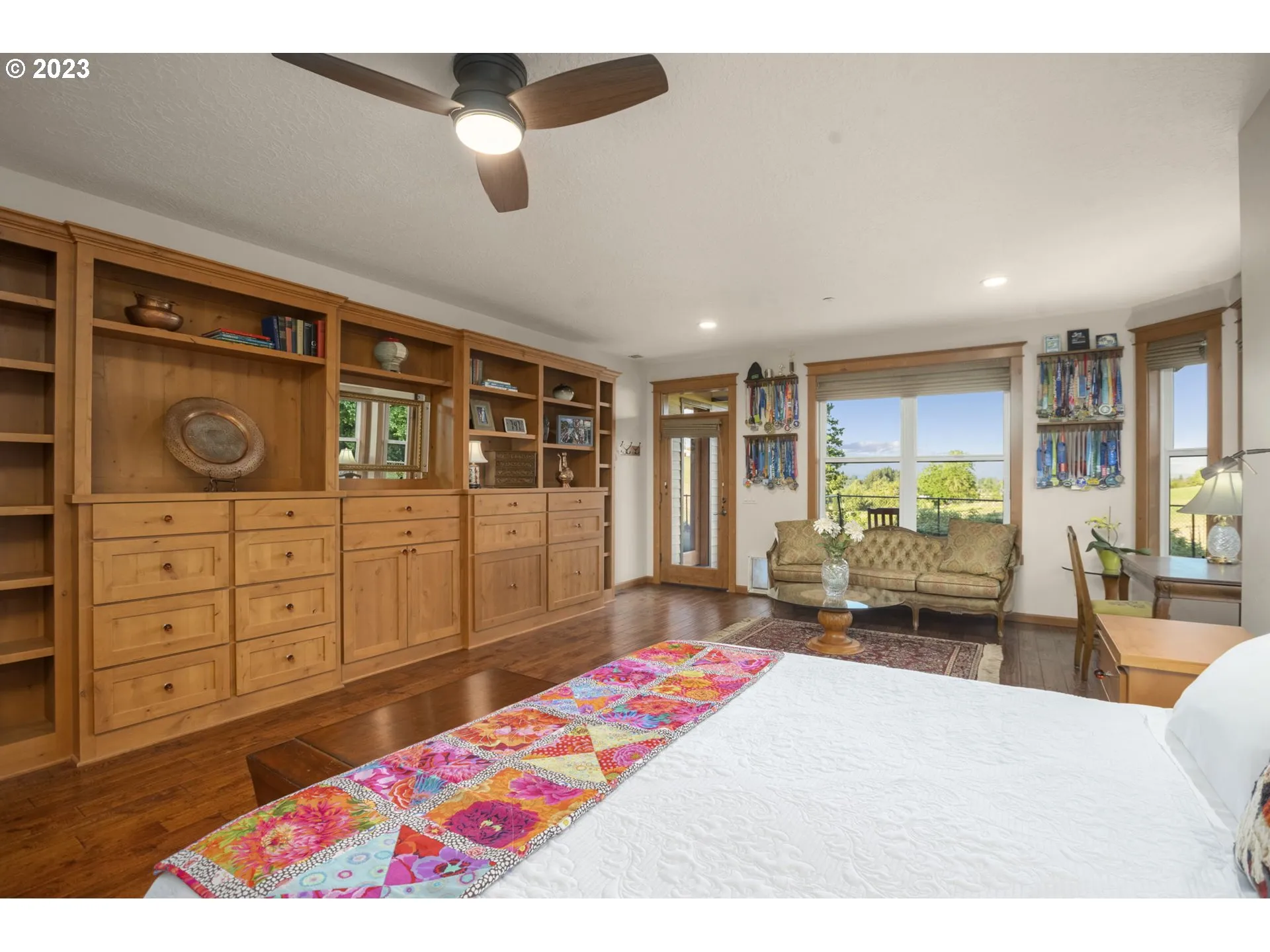 Bedroom, Primary
